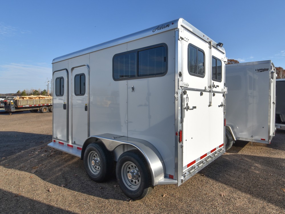 Julite Straight Load Warmblood Horse Trailer Gallery Photo 3