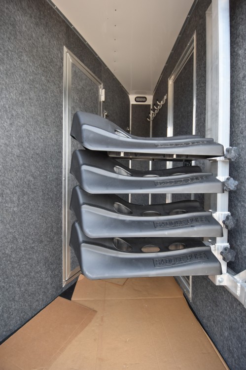 Charger 81415SR Horse Trailer Gallery Photo 16