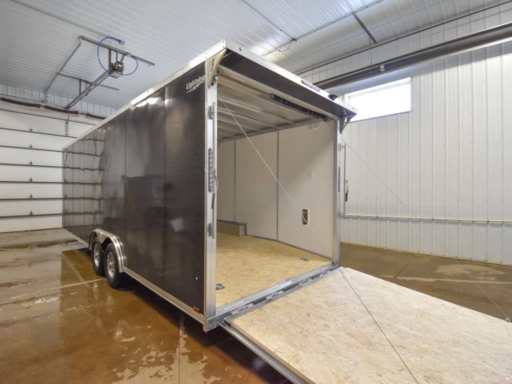 8.5'x24' Enclosed Cargo/Carhauler Trailer Gallery Photo 4