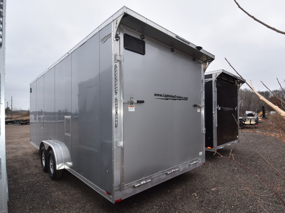 7.5'x27' (22'+5' V) Snowmobile/UTV Enclosed Trailer Gallery Photo 3