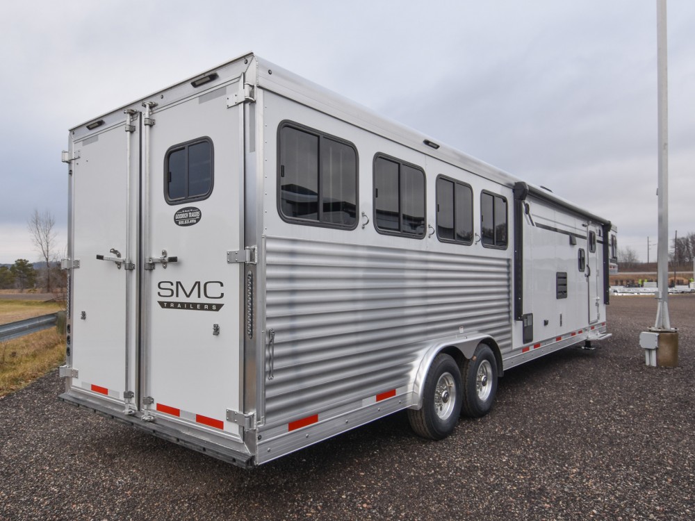 Patriot 8413SSR Living Quarter Horse Trailer Gallery Photo 12