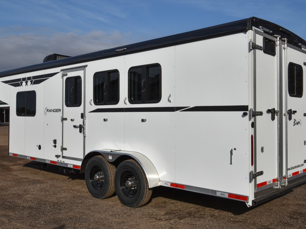 Ranger 7308 Living Quarter Horse Trailer Gallery Photo 13