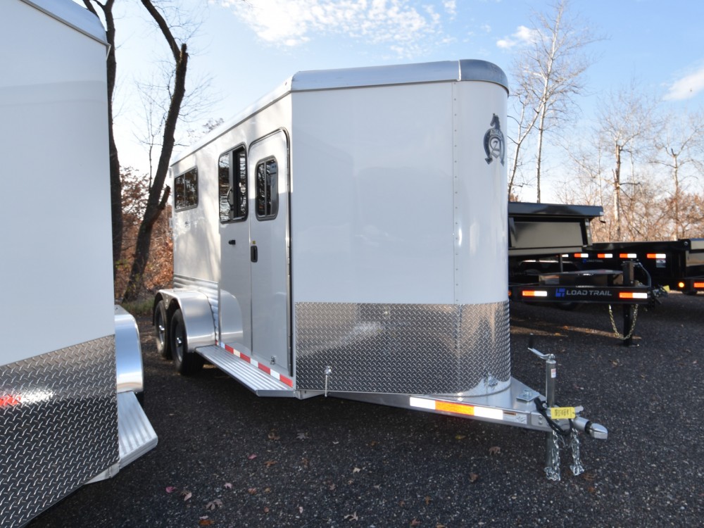 Julite 2 Horse Straight Load Horse Trailer Walk Thru w/Mangers Gallery Photo 1