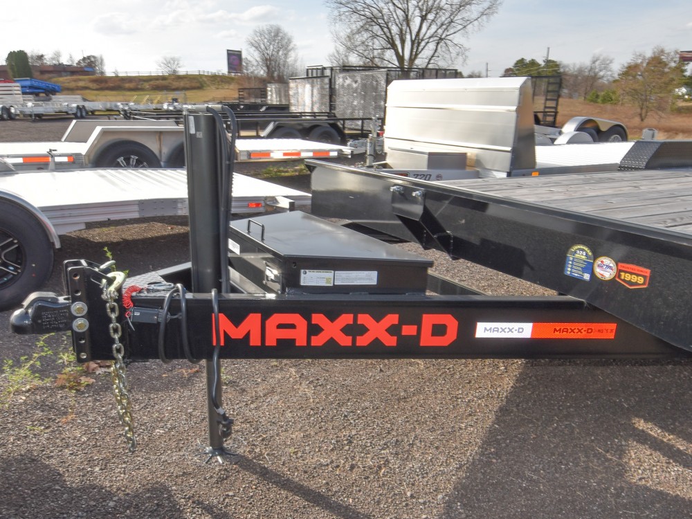 T6X 83"x24' Power Tilt Trailer Gallery Photo 3