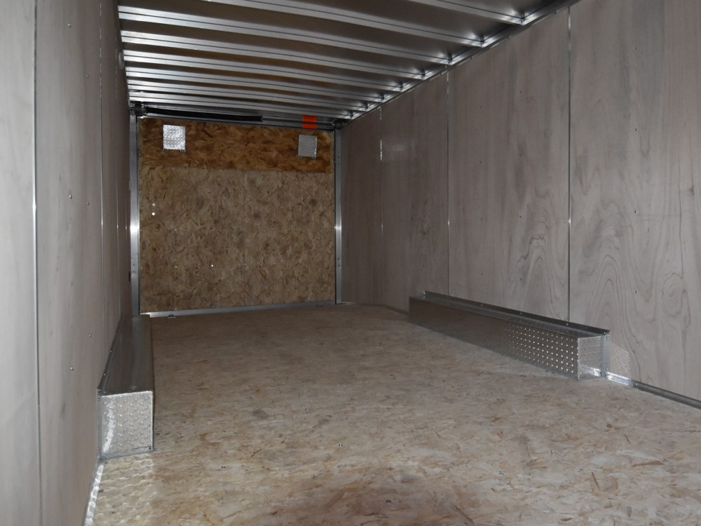 8.5'x24' Enclosed Carhauler/Cargo Trailer Gallery Photo 3