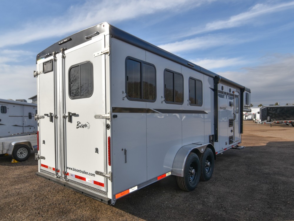 Ranger 7308 Living Quarter Horse Trailer Gallery Photo 12