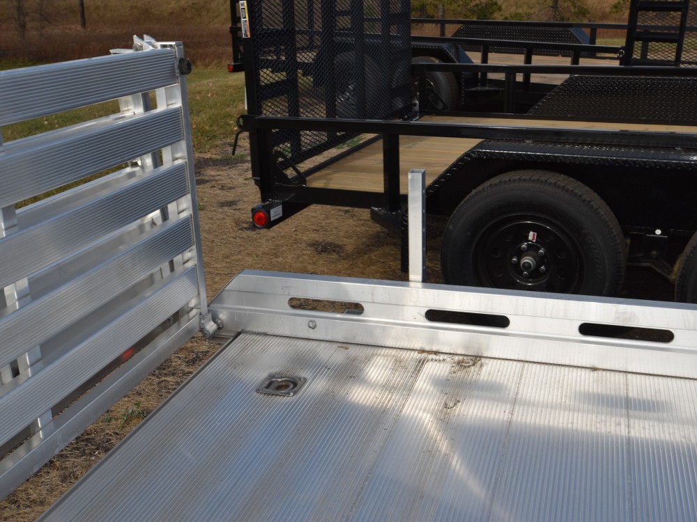 7820 BT Aluminum Utility Trailer Gallery Photo 3