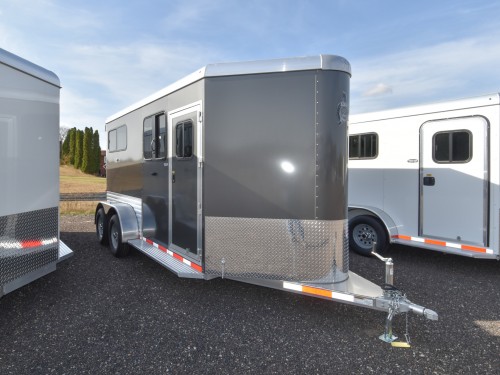 Julite Straight Load Walk Thru w/Mangers Horse Trailer Photo