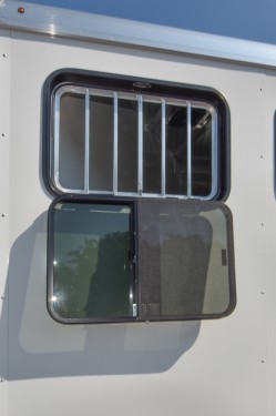 Rustler 2 Horse Slant Combo Horse Trailer Preview Photo 8