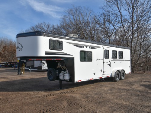 Ranger 7308 Living Quarter Horse Trailer Preview Photo 11