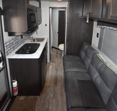 Ranger 7308 Living Quarter Horse Trailer Preview Photo 2