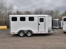 Mustang 3 Horse Slant Trailer Photo Thumbnail 1