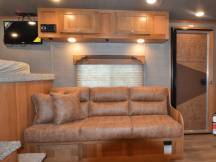 Patriot 8415SRK Horse Trailer Photo Thumbnail 9