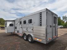 Charger 8315SR Horse Trailer Photo Thumbnail 14