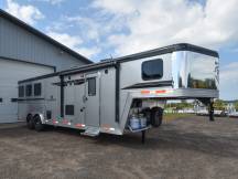 Silverado SVB8311B Horse Trailer Photo Thumbnail 1